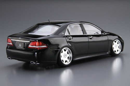 Aoshima 53102 Aimgain GRS204 Crown Athlete '08 (TOYOTA) 1/24 scale kit