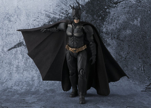 Bandai S.H. Figuarts Batman The Dark Knight Action Figure