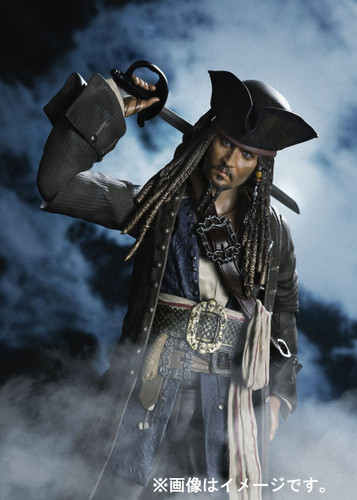 Bandai 147756 S.H. Figuarts Pirates of the Caribbean Captain Jack Sparrow Figure