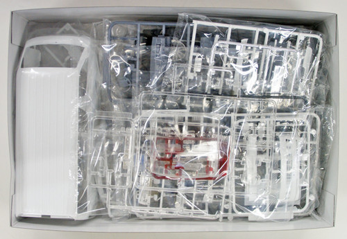 Aoshima 53591 SILKBLAZE TRH200V HIACE Ver III '10 (TOYOTA) 1/24 scale kit
