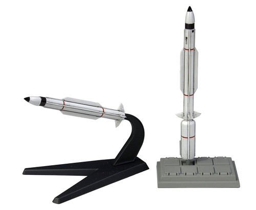Fine Molds FP28 Anti-Aallistic Missile SM-3 1/72 scale kit