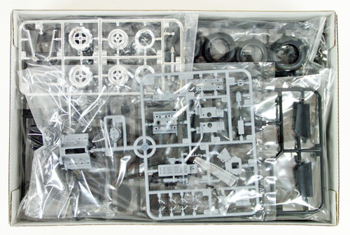Ebbro 20021 Team Lotus Type 91 1982 Satoru Nakajima First F1 Test 1/20 scale plastic model kit