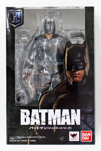 Bandai 197829 S.H. Figuarts Batman (Justice League) Action Figure