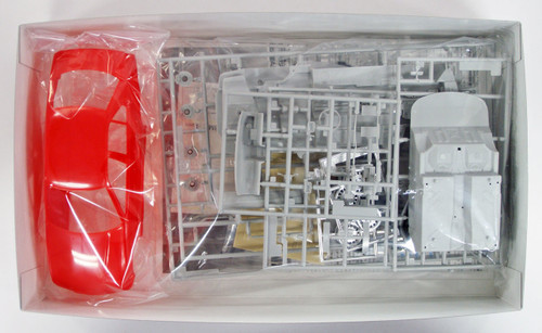 Hasegawa 20313 BMW 320i 1/24 scale kit