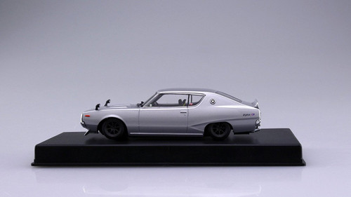 Aoshima DISM 80467 Nissan Skyline Custom Style Silver Metallic 1/43 scale model