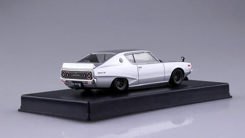 Aoshima DISM 80467 Nissan Skyline Custom Style Silver Metallic 1/43 scale model