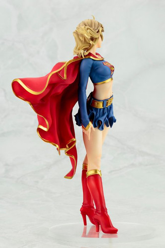 Kotobukiya DC029 DC Comics Bishoujo Supergirl Returns 1/7 Scale Figure