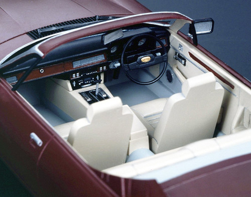 Hasegawa 20321 Jaguar XJ-S V12 1/24 scale kit