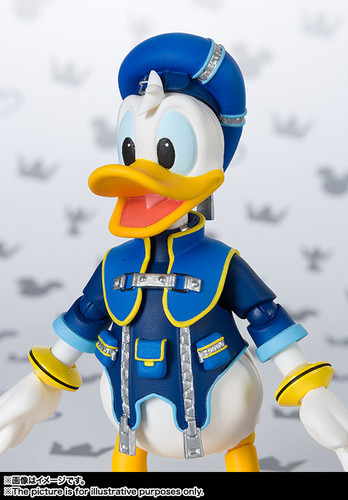Bandai 208716 S.H. Figuarts Donald Duck Figure (Kingdom Hearts II)