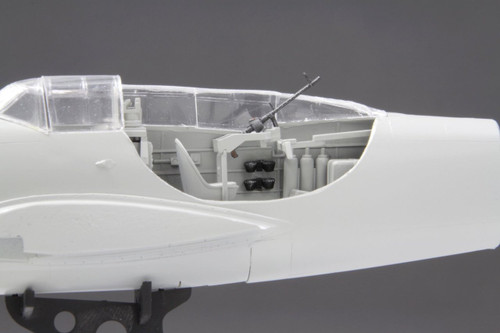 Fine Molds NC12 MG15 7.92mm MG (IJN Type1 / IJA Type 98) 1/48 scale kit