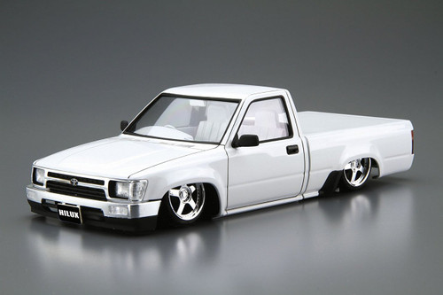 Aoshima 54505 RN80 Hilux Custom '95 (TOYOTA) 1/24 scale kit