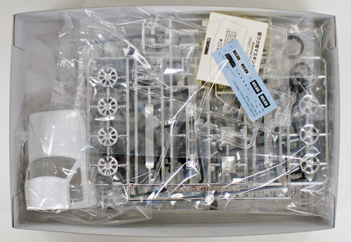 Aoshima 54505 RN80 Hilux Custom '95 (TOYOTA) 1/24 scale kit