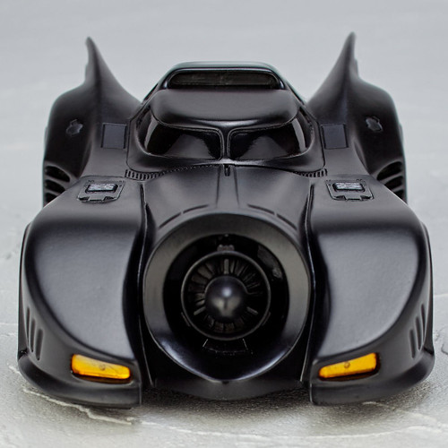 Kaiyodo Movie Revo (Revoltech) Series No.009 Batmobile 1989 Figure