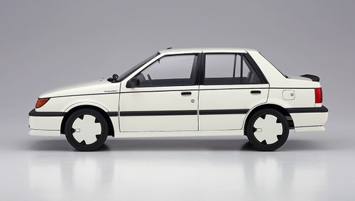 Hasegawa HC-26 Isuzu Gemini (JT190) Irmscher 1/24 scale kit