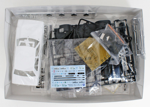 Aoshima 55243 Model Car 71 Toyota E70 Corolla Sedan GT/DX 1981 1/24 scale kit