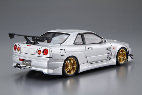 Aoshima 55427 C-WEST BNR34 Skyline GT-R 2002 1/24 scale kit