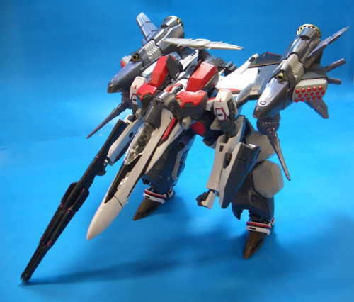 Bandai 594457 Macross VF-25F Armored Messiah Valkyrie Alto Custom 1/72 Scale Kit
