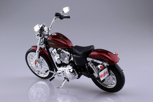 Aoshima Skynet 04408 Harley-Davidson 2012 XL 1200V Seventy-Two Red 1/12 scale Finished Model