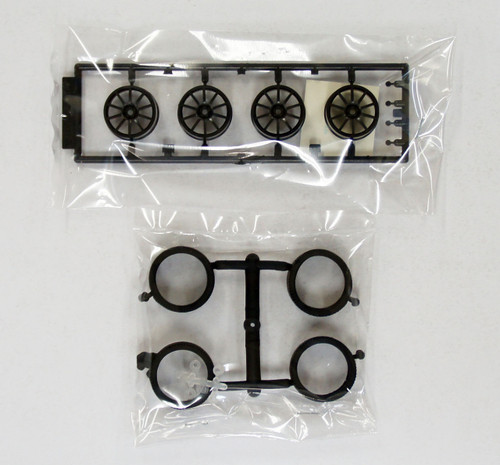 Fujimi TW12 SPORTEC MONO 10 Wheel & Tire 19 inch 1/24 Scale Kit