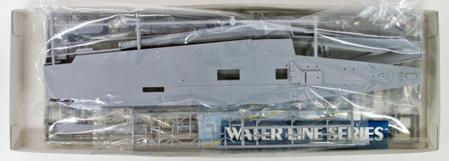 Aoshima Waterline 46043 USSR Aircraft Carrier MINSK 1/700 Scale Kit