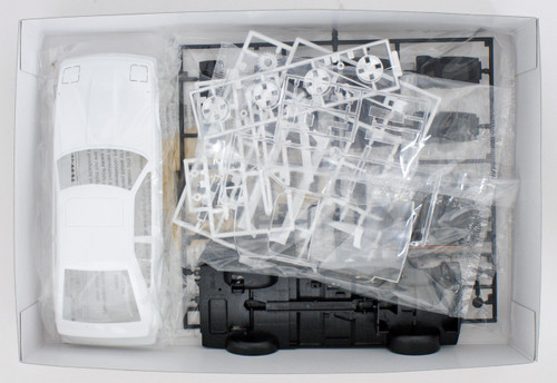 Aoshima 56134 The Model Car 82 Toyota MA61 Celica XX 2800GT 1982 1/24 scale kit