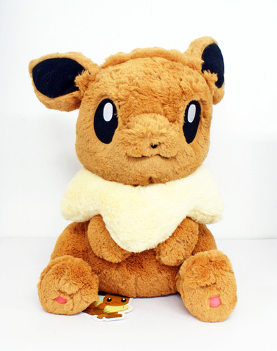 Pokemon Center Original Plush Doll Life-sized Fluffy Eevee 425-243030