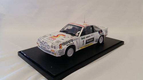 Aoshima (BELKitS) 105504 Opel Manta 400 GR.B Jimmy McRae 24 Uren van Ieper 1/24 Scale kit
