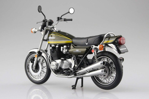 Aoshima Skynet 04613 Kawasaki 750RS (Z2) Yellow Tiger 1/12 Scale Finished Model