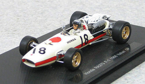 Ebbro 44261 Honda RA273 1966 Italian GP No.18 (White) 1/43 Scale