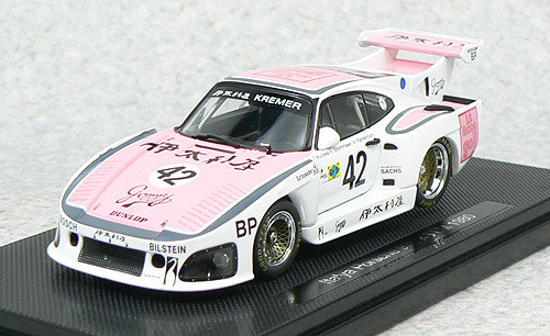 Ebbro 44302 Italya Porsche 935 K3 Le Mans 1980 (White/Pink) 1/43 Scale