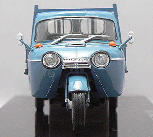Ebbro 43848 MAZDA T2000 3-Wheel Truck 1962 (Blue) 1/43 Scale
