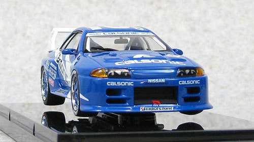 Ebbro 44646 Calsonic Skyline GT-R R32 1993 Rd.4 Fuji Champion 1/43 Scale