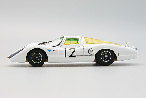 Ebbro 44649 Porsche 907 1967 Brands Hatch White (Resin Model) 1/43 Scale