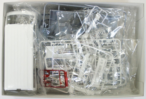Aoshima 06658 Toyota Hiace Super GL 2010 Silk-Blaze VersionI 1/24 Scale Kit