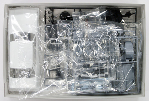 Aoshima 44506 Nissan 430 Cedric 4Dr HT 280E Brougham 1981 1/24 Scale Kit