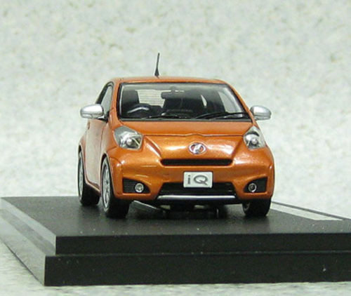 Ebbro 44698 TOYOTA IQ ORANGE 1/43 Scale