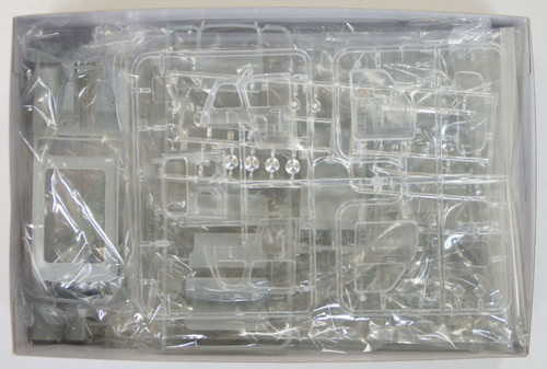 Ebbro 25002 RENAULT 4L 1/24 Scale Plastic Model Kit 4526175250027