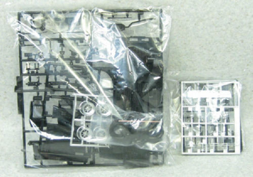 Aoshima 15148 Nissan Super Z Gullwing (Seibu Keisatsu) 1/24 Scale Kit