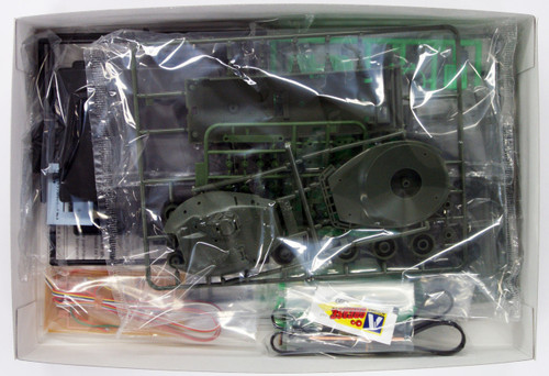 Aoshima 01493 RC AFV Series No. 4 JGSDF Type 74 MBT 1/48 Scale Kit