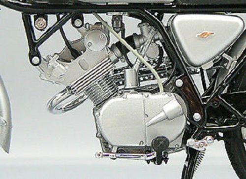 Ebbro 10004 Honda CR110 Street 1962 1/10 Scale