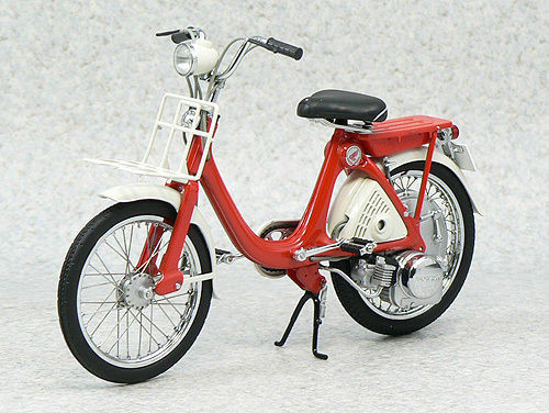 Ebbro 10015 Little Honda P25 (Red) 1/10 Scale