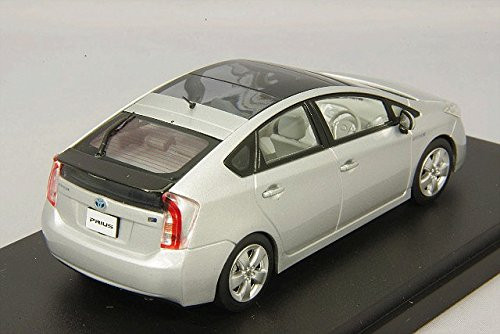 Ebbro 45149 Toyota Prius Moonroof Silver Metallic 1/43 Scale
