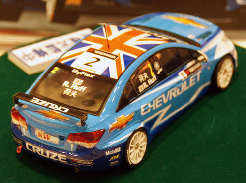 Aoshima 82997 Chevrolet Cruze (1.6T) 2012 WTCC World Champion 1/24 Scale Kit