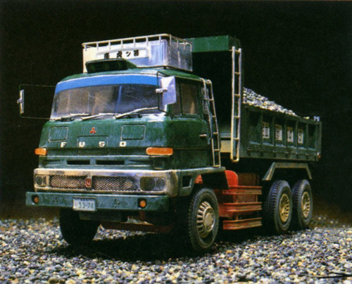 Fujimi 24TR-04 011974 Mitsubishi Fuso FV Dump Truck 1/24 Scale Kit