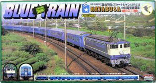 Arii 702031 EF65TYPE Blue Train Hayabusa 1/80 Scale Kit