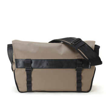 Artisan & Artist Messenger Bag - Red Label RDB-MG300 (Tan) Artisan & Artist Messenger Bag - Red Label RDB-MG300 (Tan)