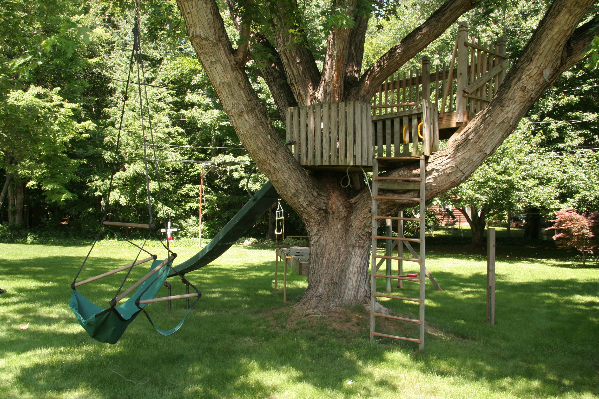 DIY Backyard Playgrounds - Buyswings.com