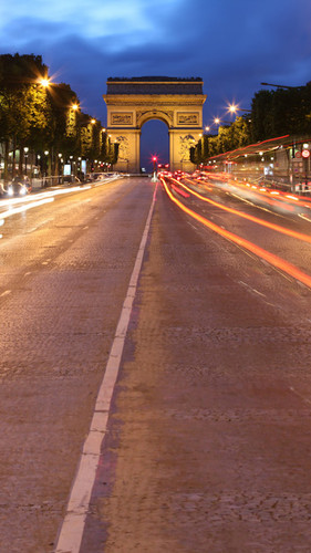 Arc de Triomphe A La Nuit