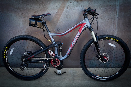 Luna Six Fifty 2500 KHS Full Suspension (medium sized)
