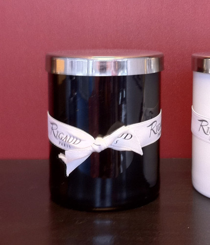 Riagud Black Peche Mignon Candle